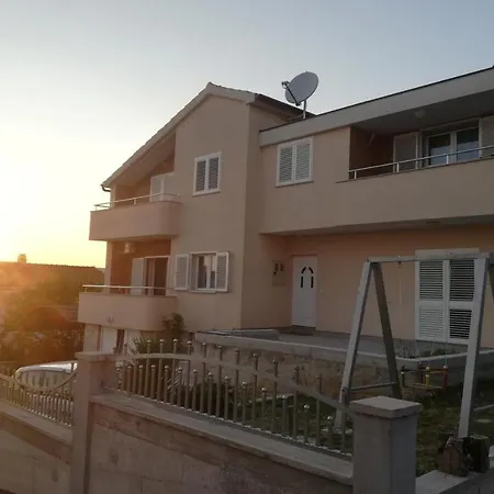 Apartment Home4u *