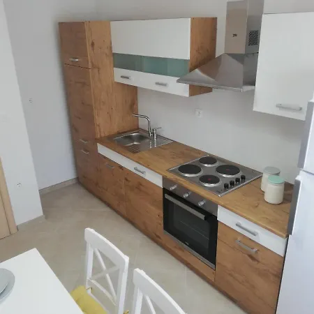 Lägenhet Home4u *