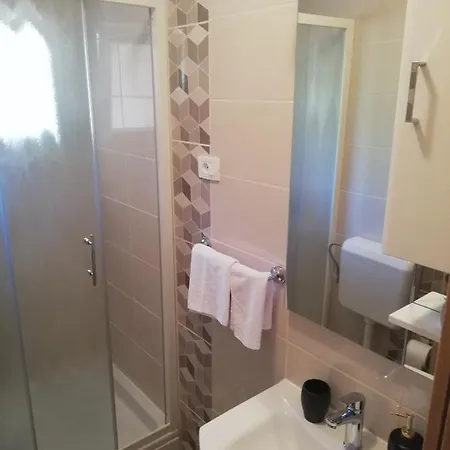Home4u * Brodarica (Sibenik-Knin)